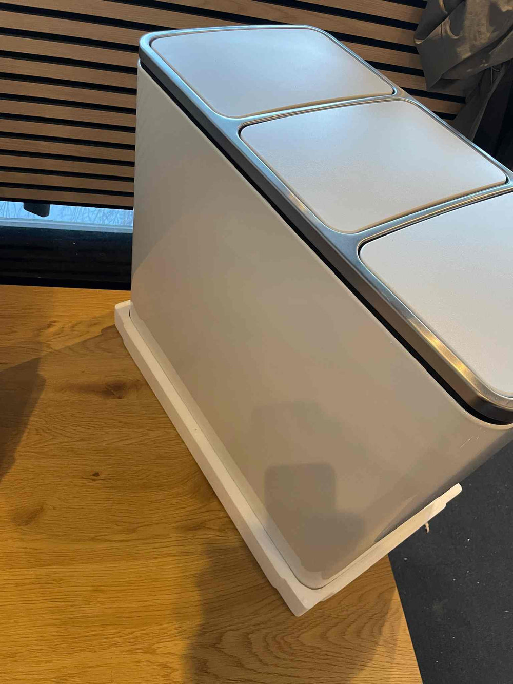 Helsinki skraldespand (DEMO-A)