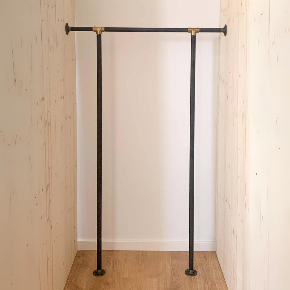 Bøjlestang MIA sort Ophæng RAW58 0-50 cm Sort med messing samlinger