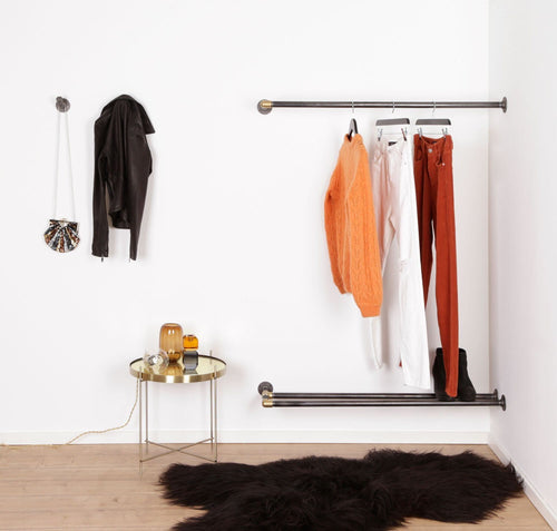 RAW58 Alberto Tøjkrog i sort vandrør med messing detalje